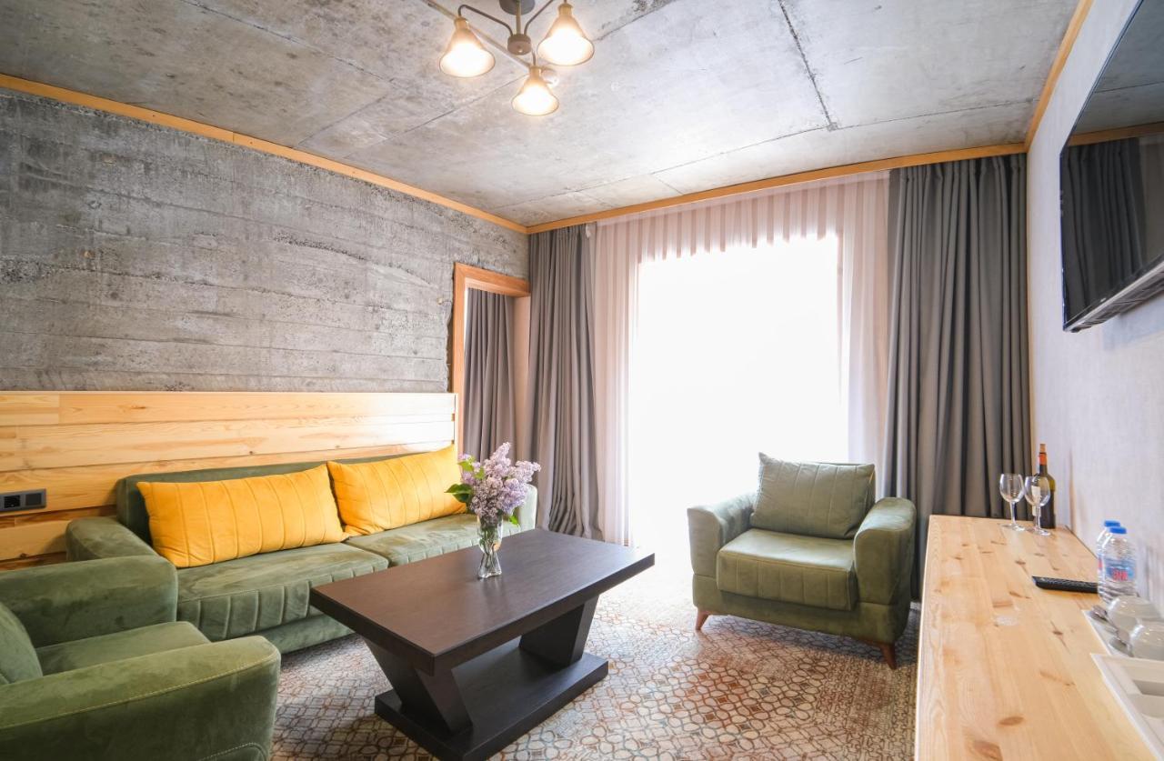 Hotel Posta เมสเตีย ภายนอก รูปภาพ