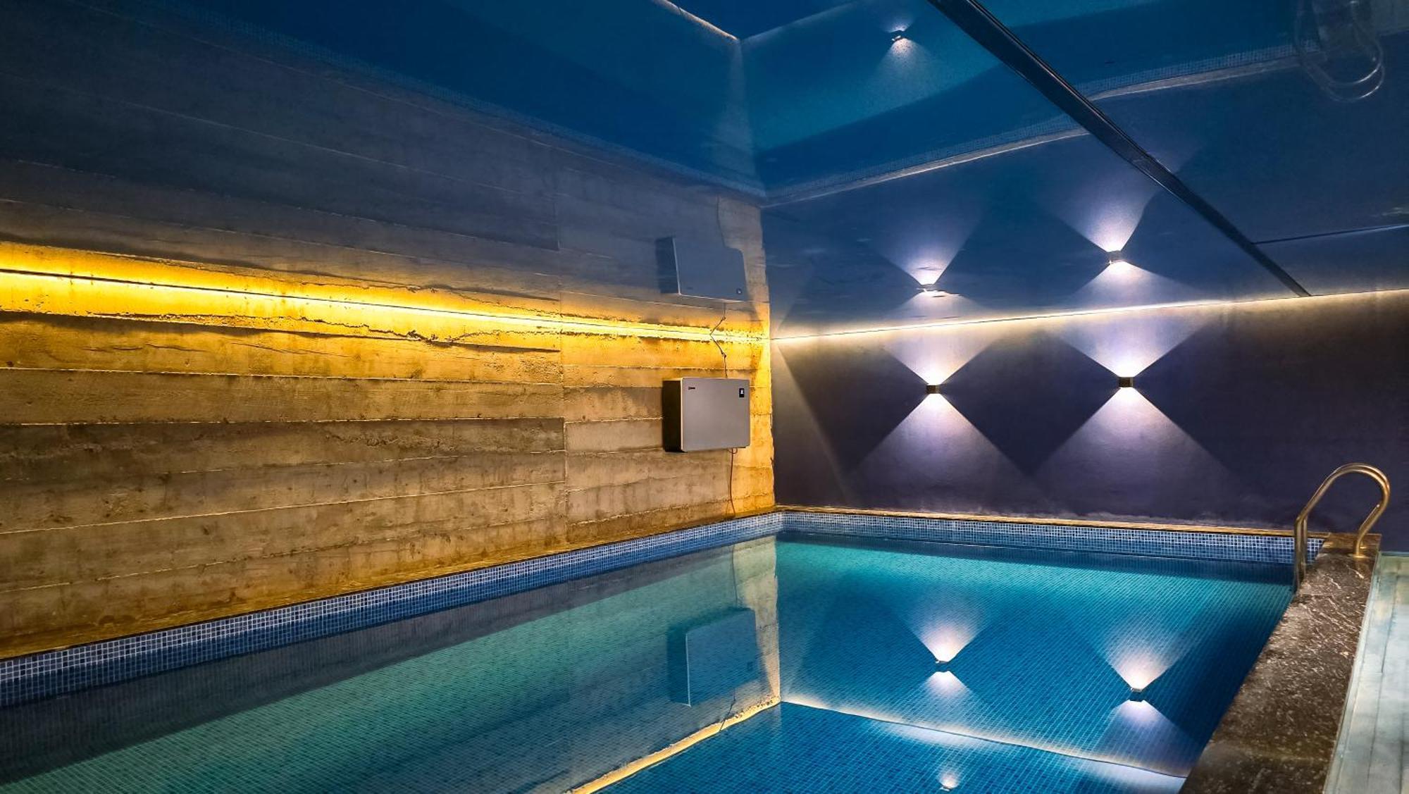 Hotel Posta เมสเตีย ภายนอก รูปภาพ
